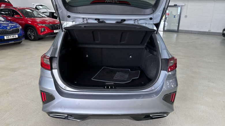 Kia Ceed 1.4T GDi ISG GT-Line Lunar Edition 5dr Petrol Hatchback